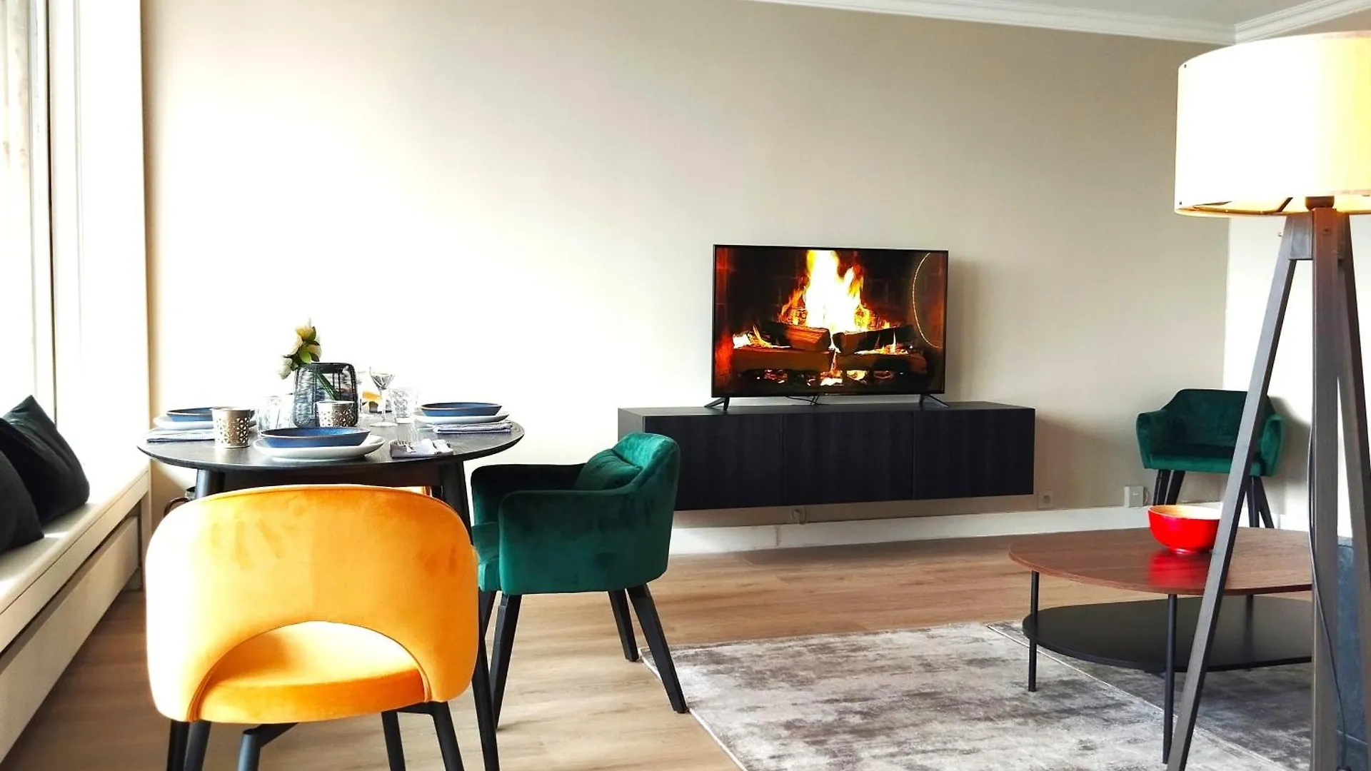 Large Apartment 55 M² ,View & Terrace Paris