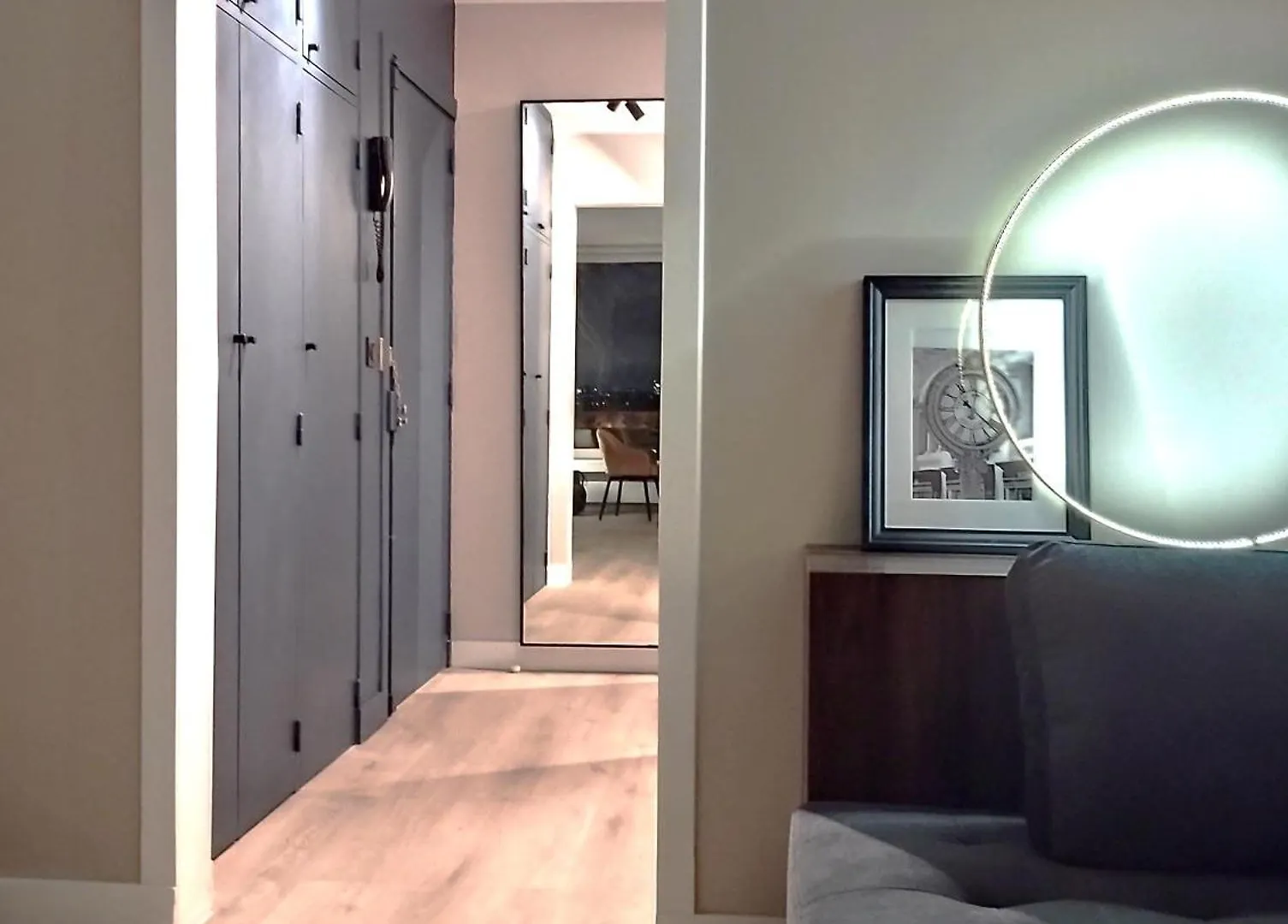 Large Apartment 55 M² ,View & Terrace Paris 0*,  Frankreich