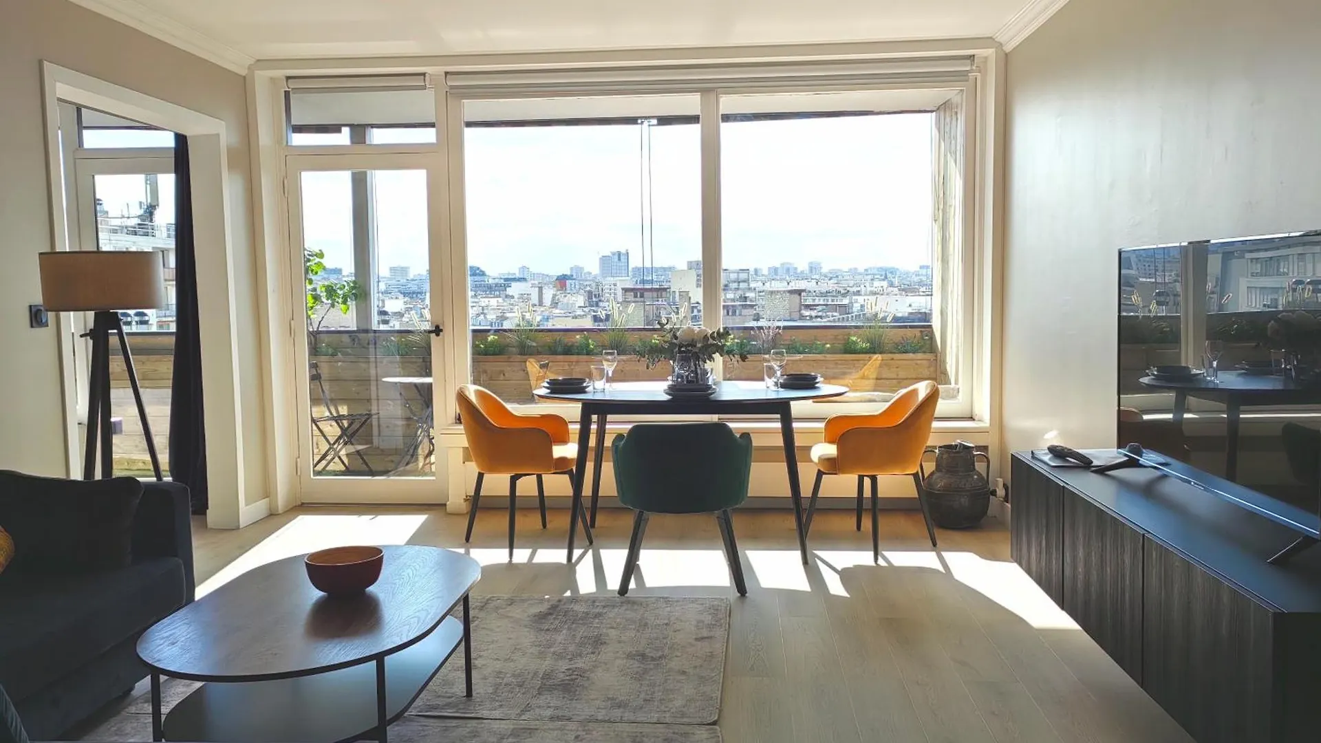 Large Apartment 55 M² ,View & Terrace Paris 0*,  Frankreich